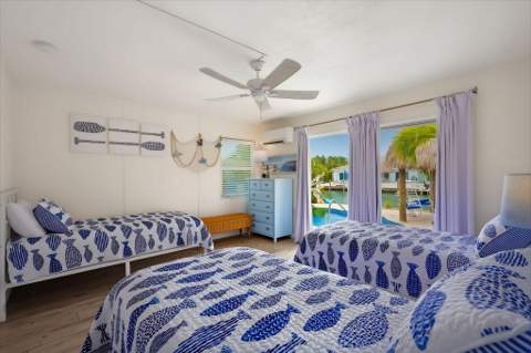 240-250 11th Street, Key Colony FL - photo 16 of 54