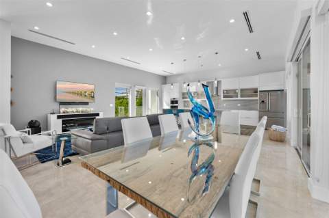 520 Sombrero Beach Road, Marathon FL - photo 14 of 55
