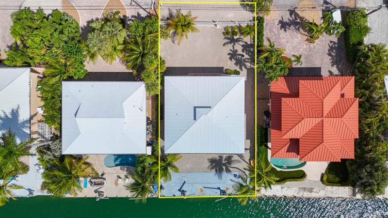 3 bedroom Single Family Residence at 312 E Caribbean Drive, Summerland Key Cove (25.0), Summerland Key — photo 5