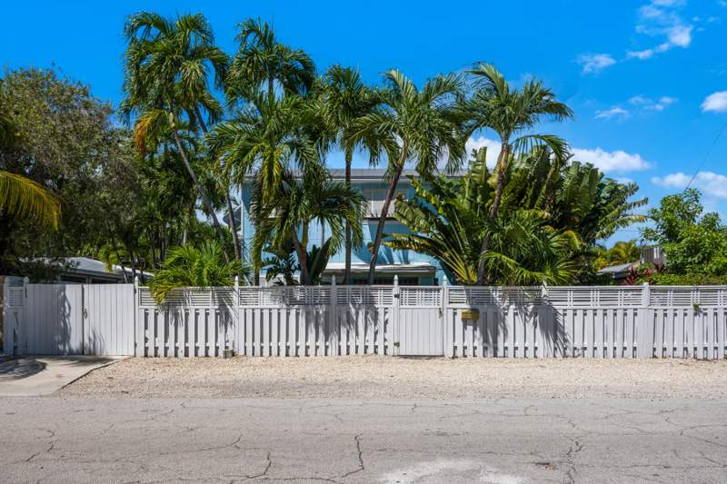 5 bedroom Single Family Residence at 1519 Johnson Street, Key Estates (3.0), Key West — photo 5