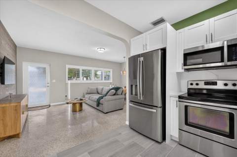 8 Ocean View Boulevard, Key Largo FL - photo 8 of 47