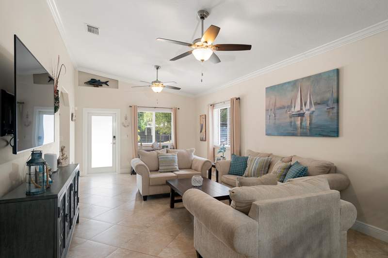 3 bedroom Single Family Residence at 38 Transylvania Avenue, Largo Sound Park (103.5), Key Largo — photo 3