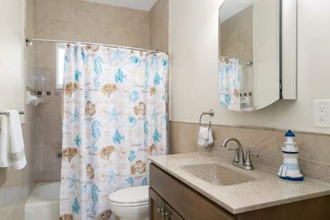 38 Transylvania Avenue, Key Largo FL - photo 11 of 40