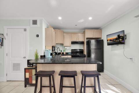 109 Avenue D #307, Marathon FL - photo 18 of 40
