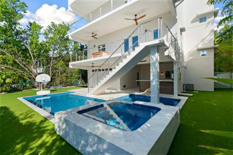 131 Ojibway Avenue, Plantation Key FL - photo 7 of 63
