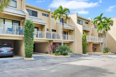 1133 W Ocean Drive #6, Key Colony FL - photo 9 of 73