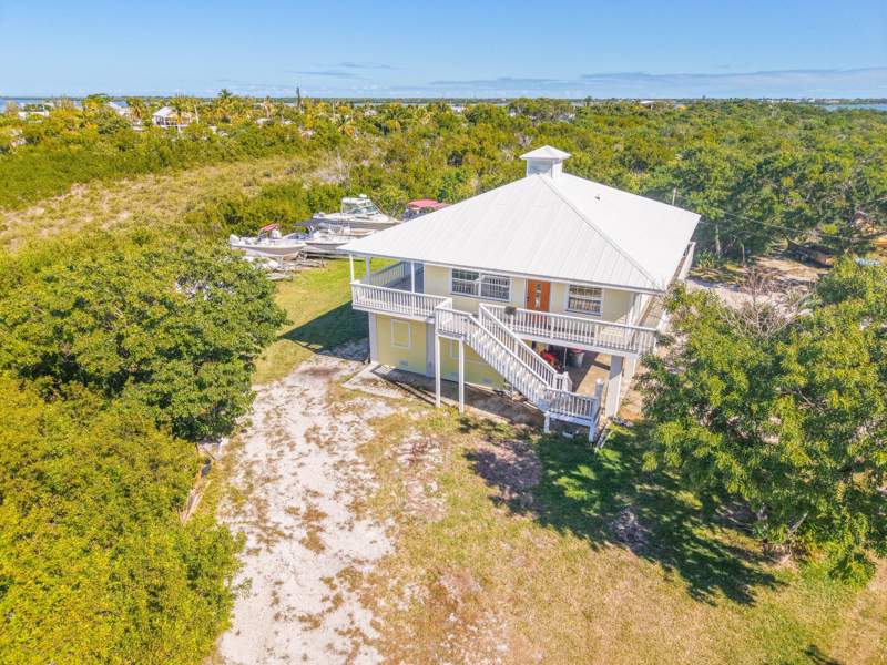 2 bedroom Single Family Residence at 27821 Leeward Road, Misc Little Torch Ke (28.0), Little Torch Key — photo 3