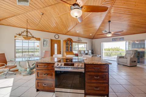 27821 Leeward Road, Little Torch Key FL - photo 8 of 33