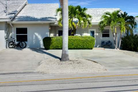 828 W Ocean Drive, Key Colony FL - photo 14 of 52