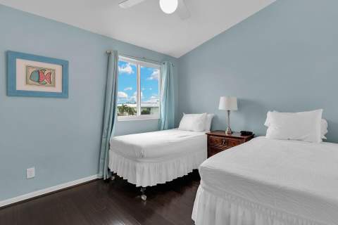 341 9Th Street, Key Colony FL - photo 22 of 38