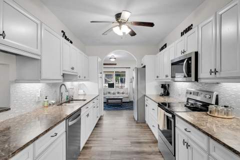 341 9Th Street, Key Colony FL - photo 16 of 38