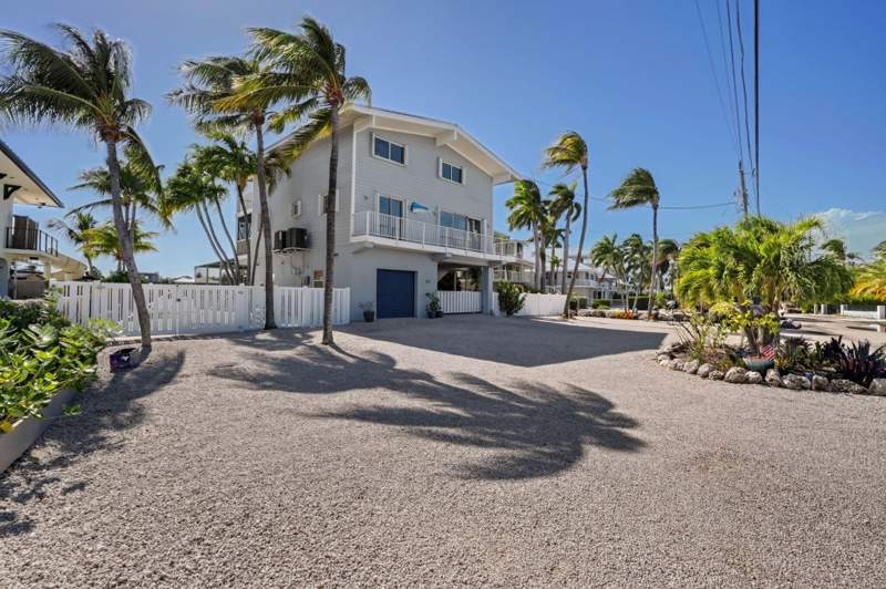 3 bedroom Single Family Residence at 50 Mutiny Place, Buccaneer Point (98.0), Key Largo — photo 4