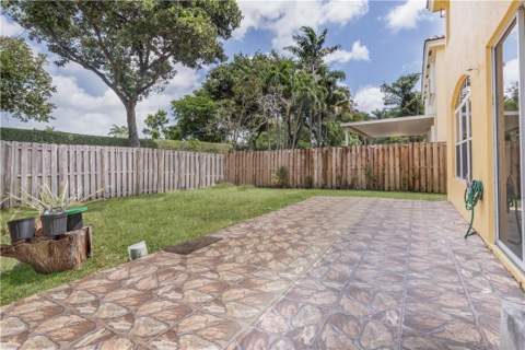 7635 19th Court, Pembroke Pines FL - photo 21 of 24