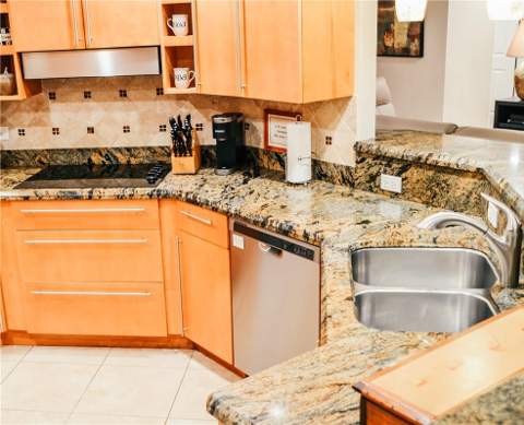5051 NE 24th Avenue, Lighthouse Point FL - photo 7 of 25