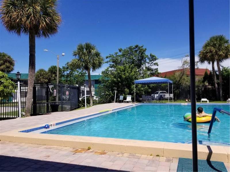 1 bedroom Condominium at 2271 NW 48th Terrace #115, Castle Gardens, Lauderhill — photo 3