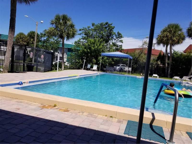 1 bedroom Condominium at 2271 NW 48th Terrace #115, Castle Gardens, Lauderhill — photo 4