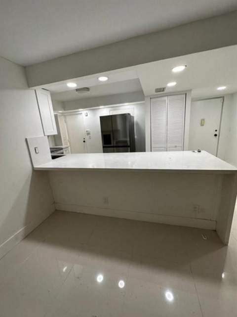 6200 NW 2nd Avenue #118, Boca Raton FL - photo 7 of 29