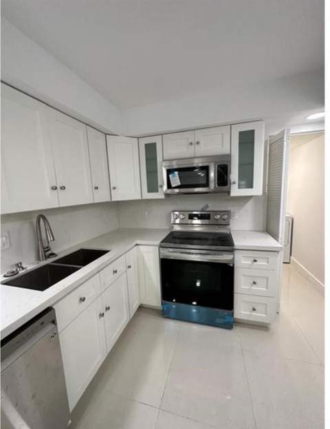 6200 NW 2nd Avenue #118, Boca Raton FL - photo 8 of 29