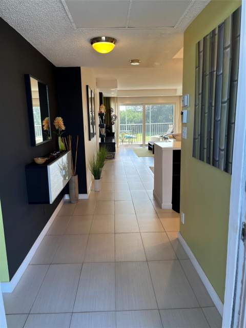 3100 N Palm Aire Drive #304, Pompano Beach FL - photo 6 of 58