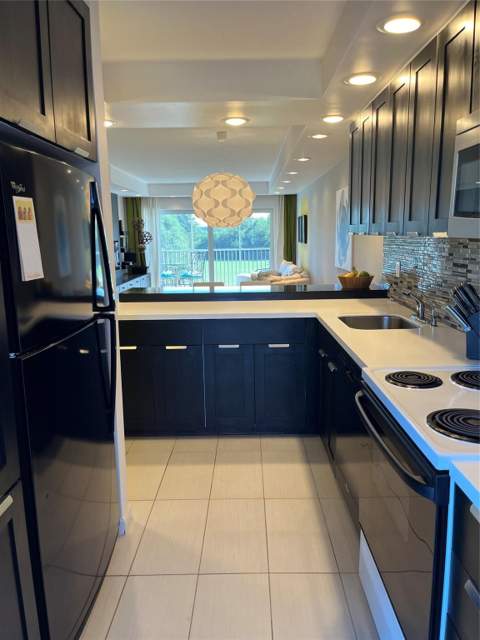 3100 N Palm Aire Drive #304, Pompano Beach FL - photo 8 of 58