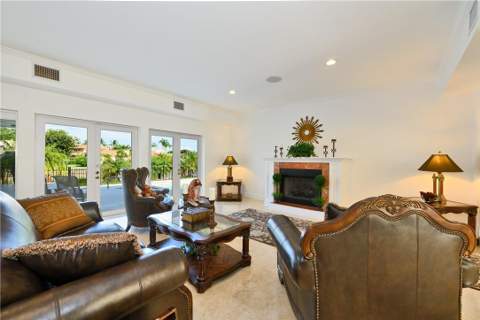 2 Compass Lane, Fort Lauderdale FL - photo 11 of 43