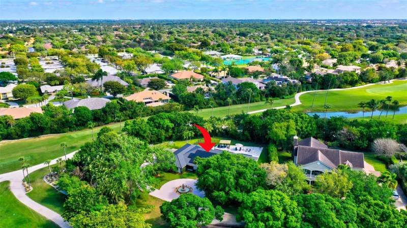 5 bedroom Single Family Residence at 10300 Prestwick Road, Pine Tree Golf Club, Boynton Beach — photo 3