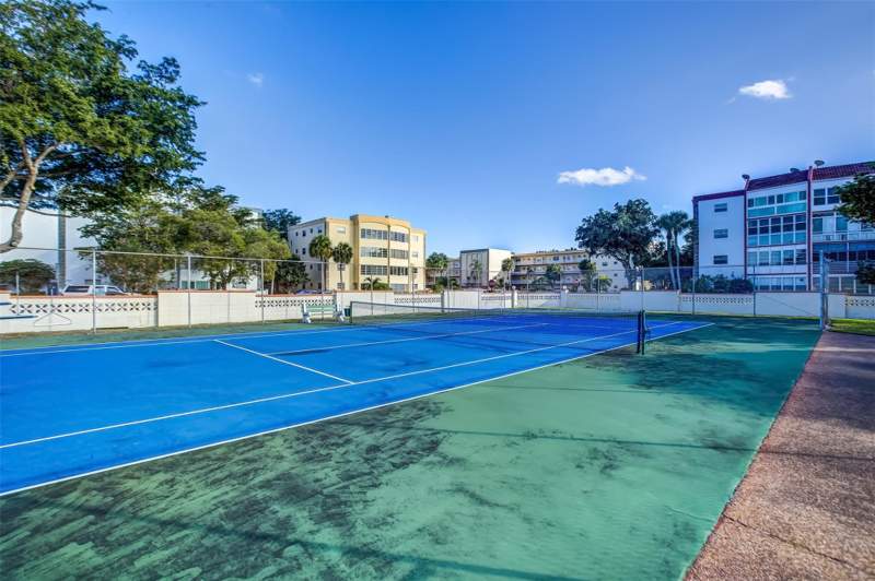 2 bedroom Condominium at 4050 NW 42nd Avenue #312, Topaz North, Lauderdale Lakes — photo 4