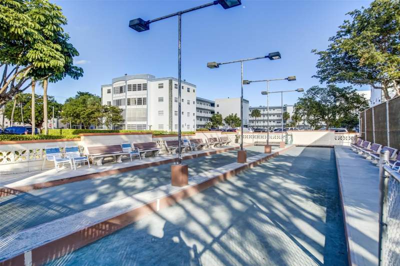 2 bedroom Condominium at 4050 NW 42nd Avenue #312, Topaz North, Lauderdale Lakes — photo 5
