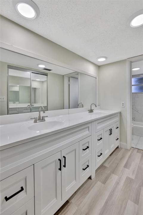4050 NW 42nd Avenue #312, Lauderdale Lakes FL - photo 10 of 34