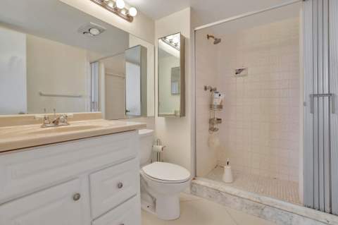 8930 S Hollybrook Boulevard #201, Pembroke Pines FL - photo 6 of 15