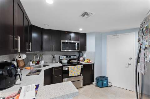 3800 Galt Ocean Drive #202, Fort Lauderdale FL - photo 10 of 28