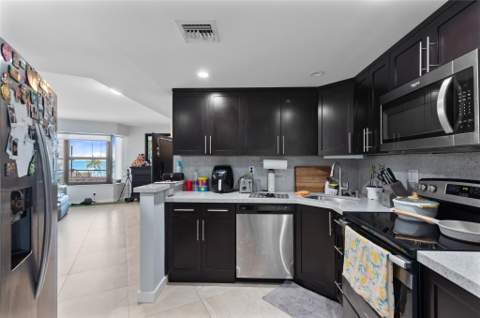 3800 Galt Ocean Drive #202, Fort Lauderdale FL - photo 11 of 28