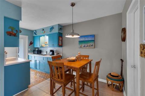 11 SW 4th Avenue #11, Boca Raton FL - photo 9 of 39