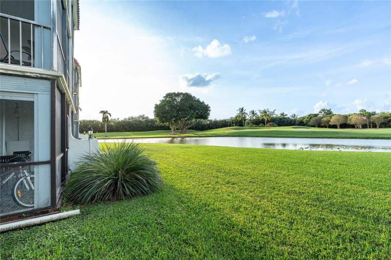 2 bedroom Condominium at 9611 N Hollybrook Lake Drive #107, Hollybrook Golf & Tennis Club, Pembroke Pines — photo 1