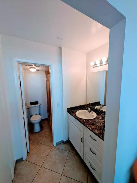 1893 S Ocean Drive #405, Hallandale Beach FL - photo 9 of 11