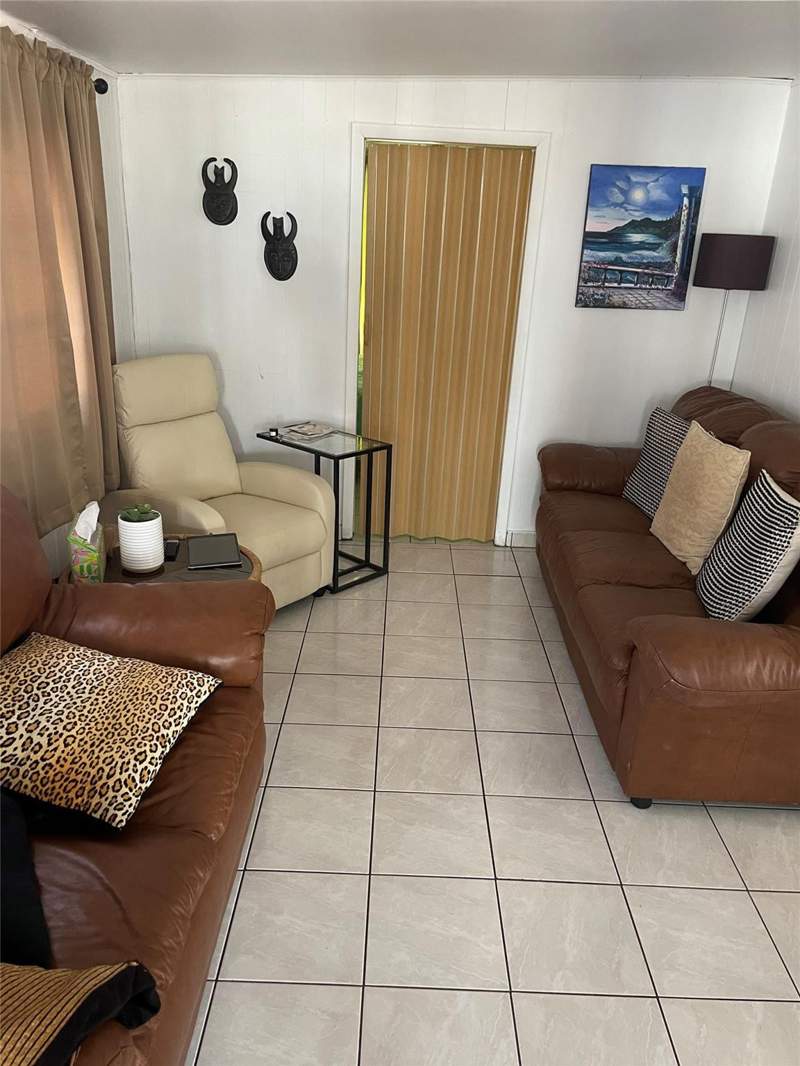 2 bedroom Mobile Home at 8610 SW 18th Court, Park City Sec Two 56-25 B, Davie — photo 3