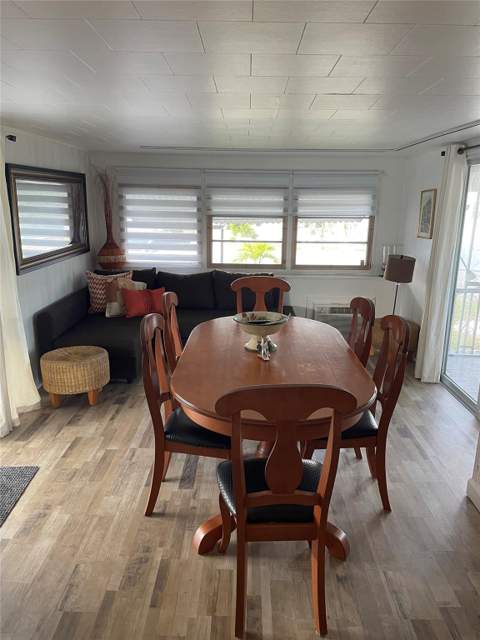 8610 SW 18th Court, Davie FL - photo 6 of 17