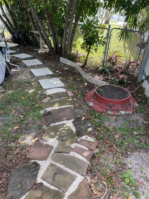 8670 SW 18th Court, Davie FL - photo 19 of 23