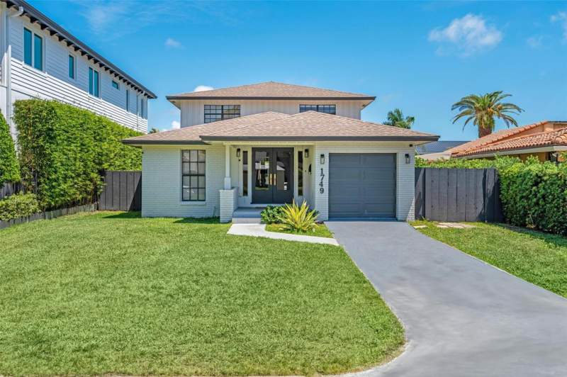 4 bedroom Single Family Residence at 1749 SE 9th Street, Rio Vista Isles, Fort Lauderdale — photo 2