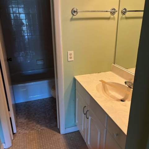 2304 S Cypress Bend Drive #313, Pompano Beach FL - photo 13 of 14