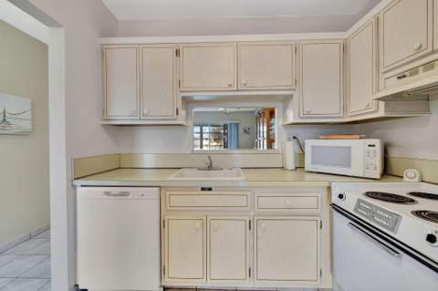 4431 NW 16th Street #303, Fort Lauderdale FL - photo 23 of 44