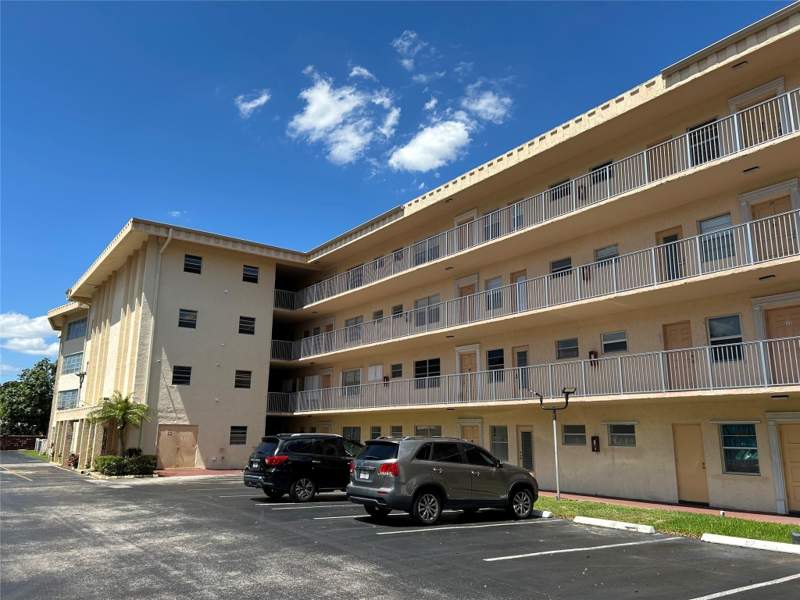 2 bedroom Condominium at 4191 NW 41st Street #312, Pearl Condo, Lauderdale Lakes — photo 4