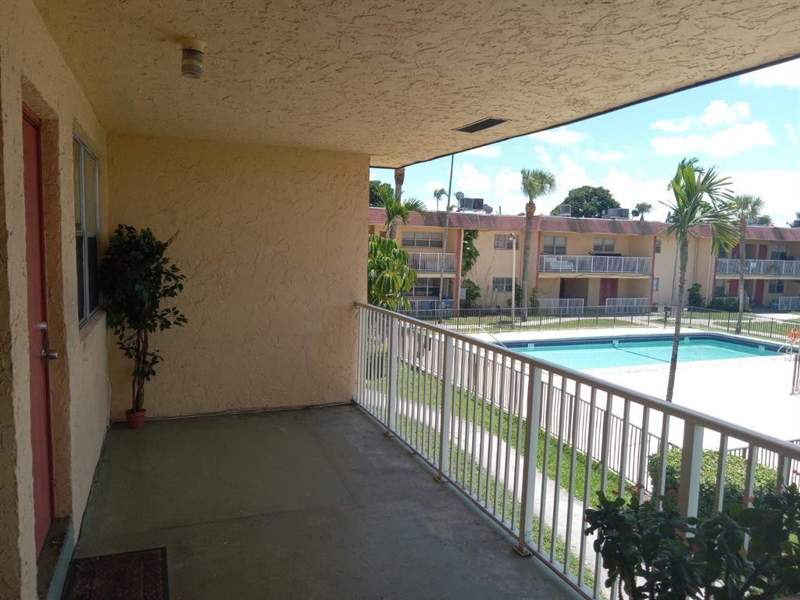 2 bedroom Condominium at 850 E Commercial Boulevard #225c, Courtyards at Cimarron, Oakland Park — photo 2