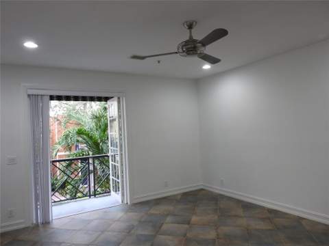 2299 NE 9th Avenue #2299, Wilton Manors FL - photo 7 of 30