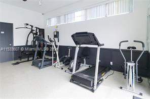 800 SW 11th Avenue #17, Hallandale Beach FL - photo 20 of 23