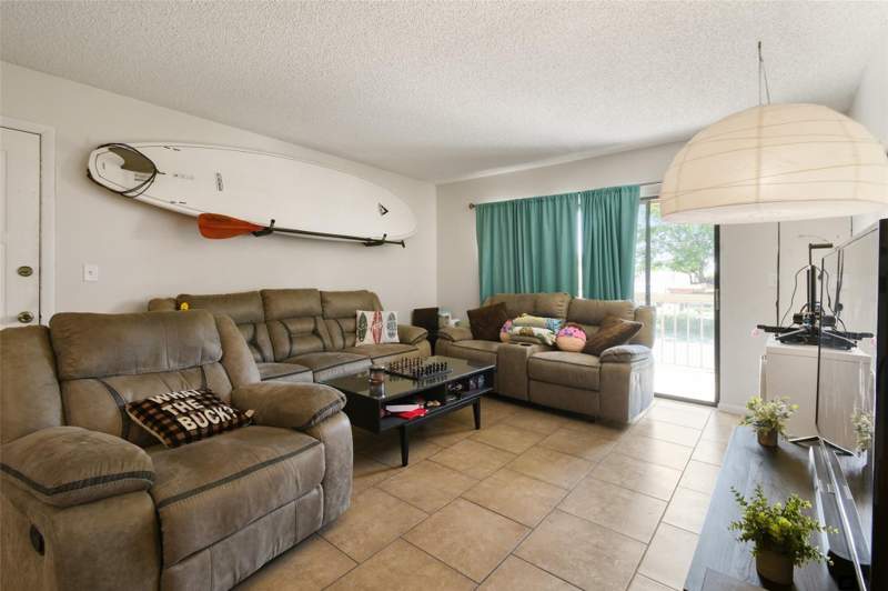 2 bedroom Condominium at 3402 Gardens Drive #14B, Glenbrook, Palm Beach Gardens — photo 2