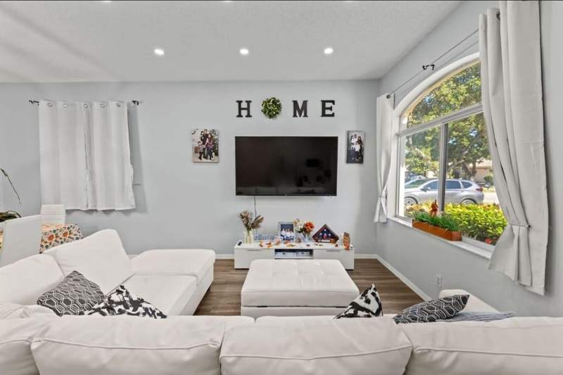 4 bedroom Single Family Residence at 4647 Waycross Drive, Banyan Trails, Coconut Creek — photo 5