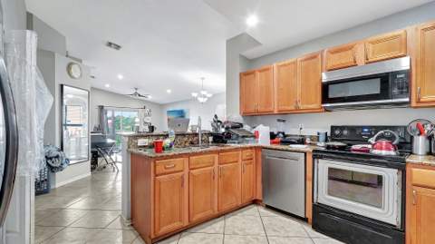 4558 SW 125th Lane, Miramar FL - photo 15 of 47