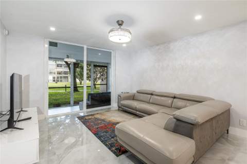 9523 S Hollybrook Lake Drive #102, Pembroke Pines FL - photo 17 of 64