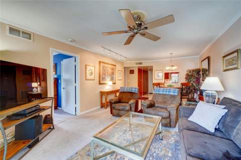 9440 Sunrise Lakes Boulevard #312, Sunrise FL - photo 6 of 15